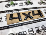 Emblema originale Skoda Auto,a.s. 4x4 (nuova versione 2016) - versione MONTE CARLO nero (F9R)