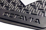Octavia III - dywaniki podłogowe RUBBER (heavy duty), oryginalny produkt Skoda Auto, a.s. - LHD