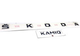 Kamiq - originele Skoda MONTE CARLO zwart embleem set LANGE versie - SKODA + KAMIQ